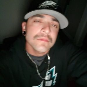 Meet your Posher, Luis